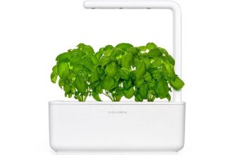 Chytrý květináč Click And Grow Smart Garden 3