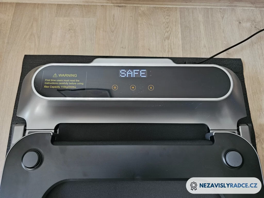 WalkingPad R2 recenze displej